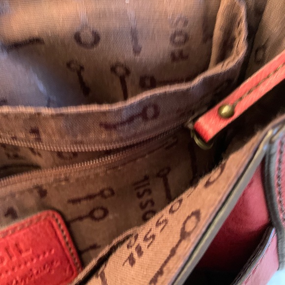 Fossil Messenger Cross Body - Picture 7 of 14